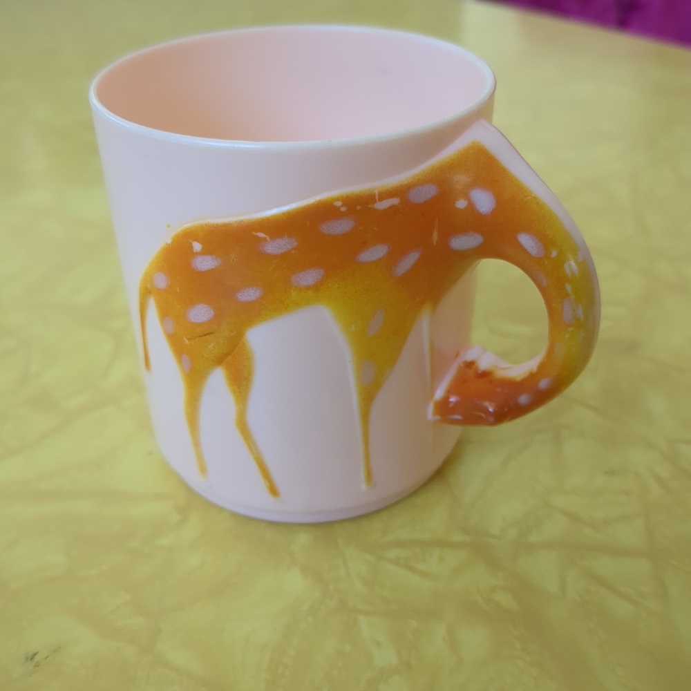 Vintage Plastic Juvenile Giraffe Animal Mug Cup